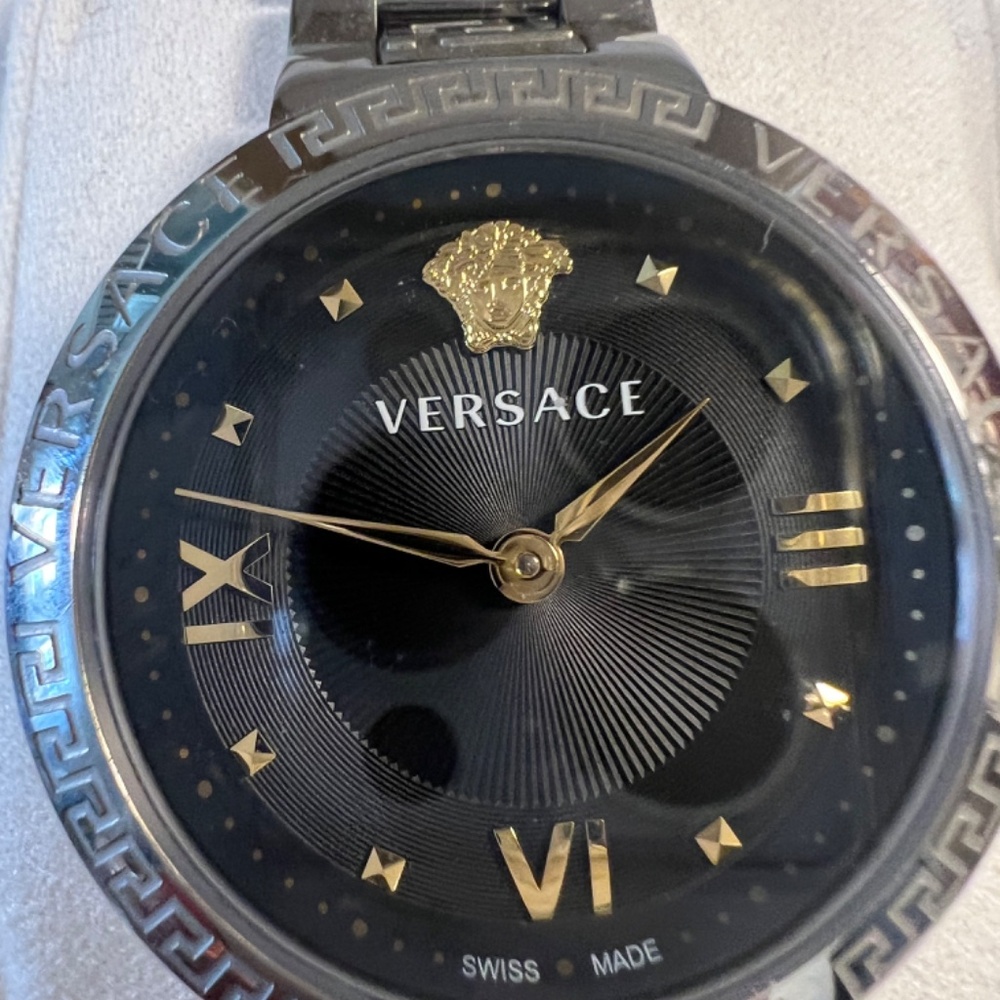 VERSACE WATCH - Picture 3 of 3
